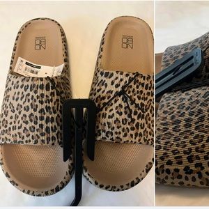 NWT leopard slides